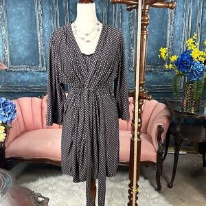 Soft silky stretch robe and nightie set Marilyn Monroe black and pink